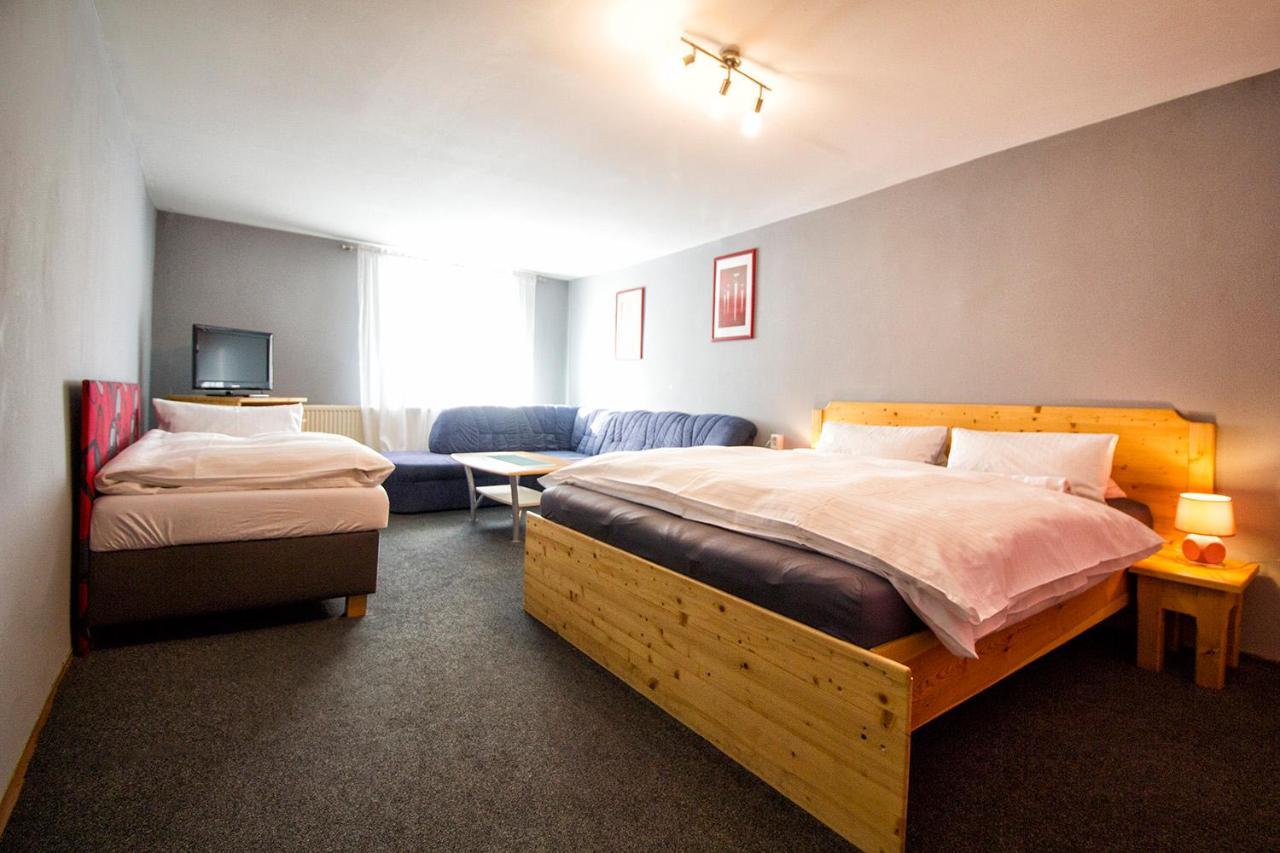 Pension U Přístavu Pomezi nad Ohri Exterior foto